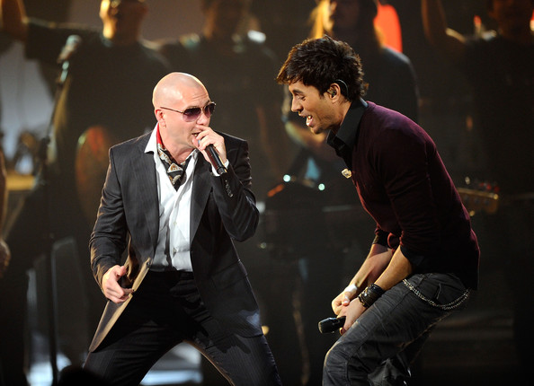 You are currently viewing Enrique Iglesias an Pitbull – Tonight , I Like It . 2011 AMA Preformance Live .